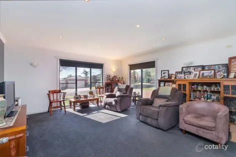 Property photo of 7 Renoir Drive Warrnambool VIC 3280
