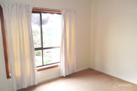 Property photo of 6 Lambassa Grove Reservoir VIC 3073