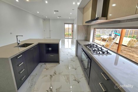 Property photo of 10 Cushion Way Tarneit VIC 3029