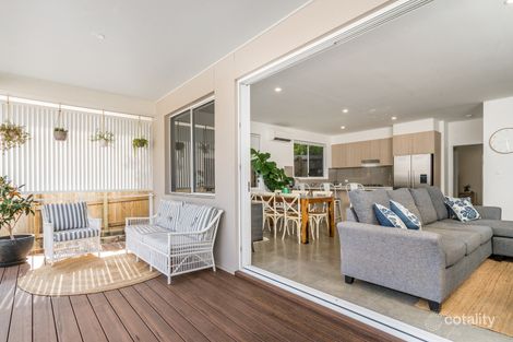 2/4 Pearse St, Banora Point, NSW 2486