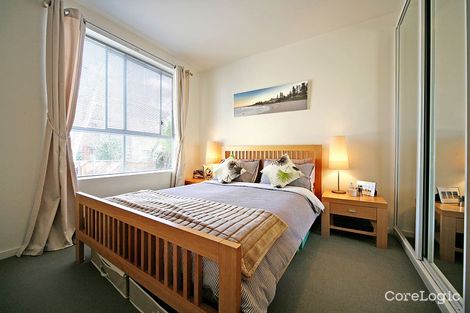 Property photo of 2/28 Lewisham Road Windsor VIC 3181