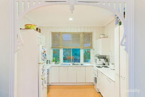 Property photo of 16 Bernhard Street Paddington QLD 4064