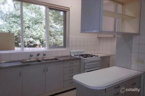 Property photo of 1/8 Lake Road Blackburn VIC 3130