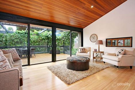 Property photo of 15 St Denys Crescent Wonga Park VIC 3115