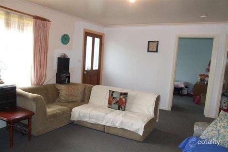 Property photo of 16 Wyatt Road Strathalbyn SA 5255
