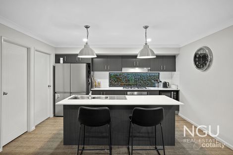 Property photo of 12 Santiago Crescent Spring Mountain QLD 4300