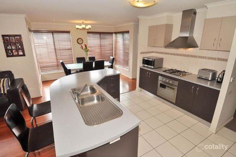 Property photo of 19 Blaxland Street Burnside Heights VIC 3023