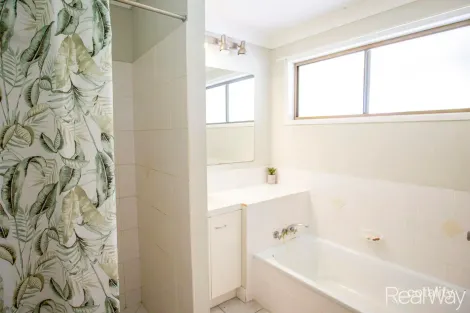 Property photo of 23 Bush Road Branyan QLD 4670