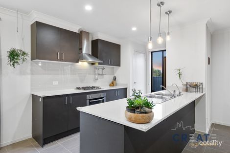 Property photo of 45 Longfield Way Deer Park VIC 3023