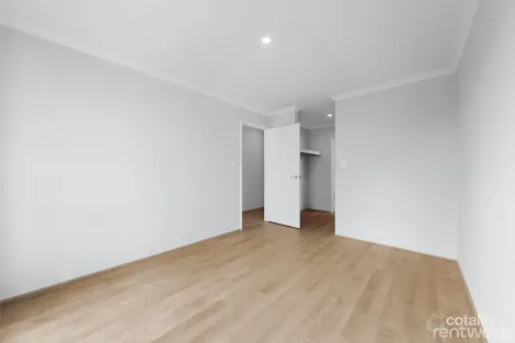 Property photo of 15 Palmerston Loop Hilbert WA 6112