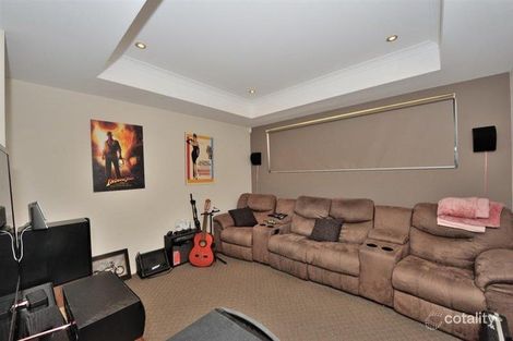 Property photo of 17 Endeavour Circle Wannanup WA 6210