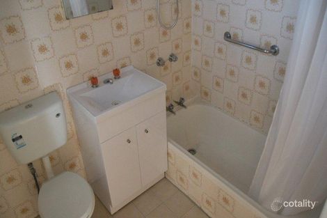 Property photo of 23 Tresnan Street Unanderra NSW 2526