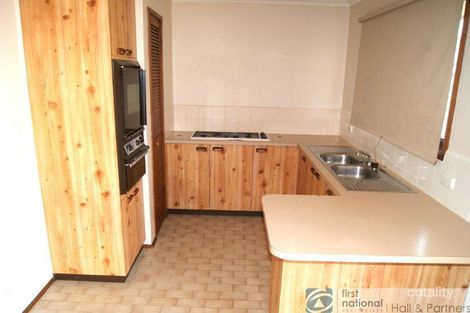 Property photo of 1 Bosco Close Narre Warren VIC 3805