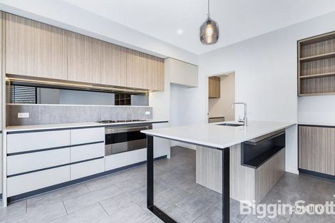 Property photo of 10 Portobello Street Keysborough VIC 3173