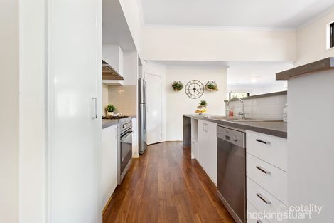 Property photo of 21 Bridgewater Avenue Eynesbury VIC 3338