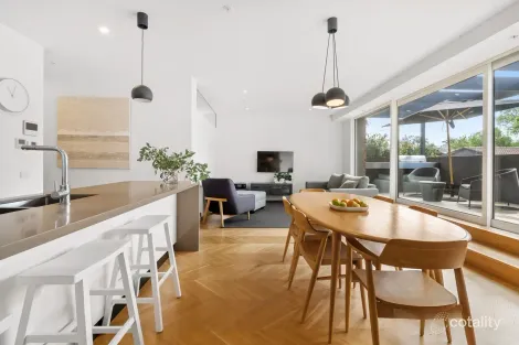 Property photo of 2/82-84 Vale Street East Melbourne VIC 3002