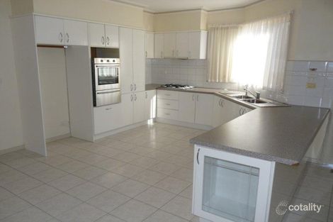 Property photo of 6 Woods Place Roxburgh Park VIC 3064