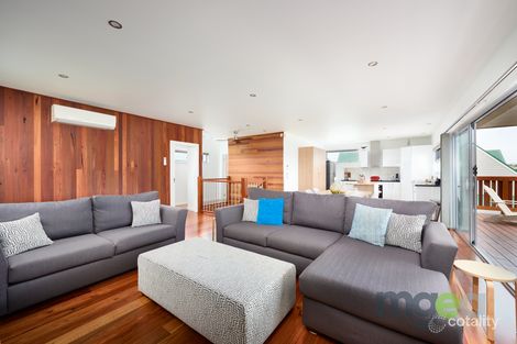 Property photo of 9 McLachlan Street The Honeysuckles VIC 3851