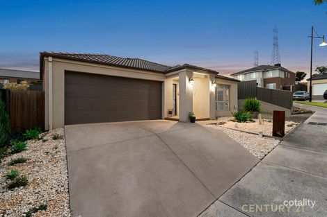 Property photo of 17 Albert Circuit Pakenham VIC 3810