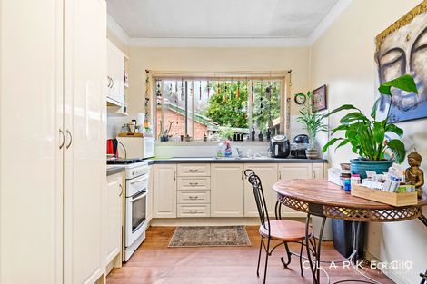 Property photo of 2/13 Oakhampton Road Maitland NSW 2320