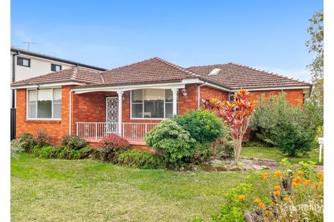 32 Donald St, Picnic Point, NSW 2213