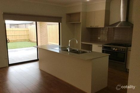 Property photo of 17 Arbourton Avenue Aintree VIC 3336
