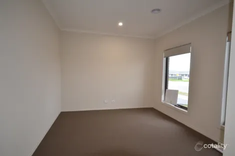 Property photo of 4 Ember Street Clyde VIC 3978