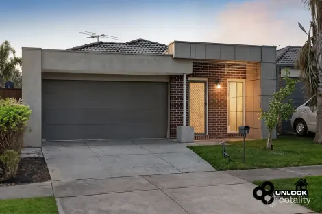 Property photo of 5 Cascade Way Pakenham VIC 3810