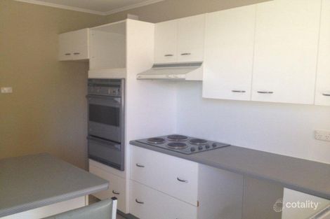 Property photo of 8 Cook Crescent Sunset QLD 4825