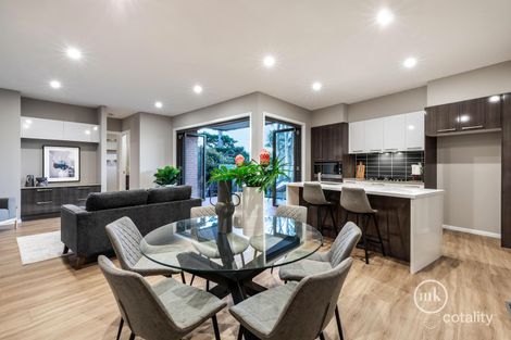 Property photo of 9A Doon Court Briar Hill VIC 3088