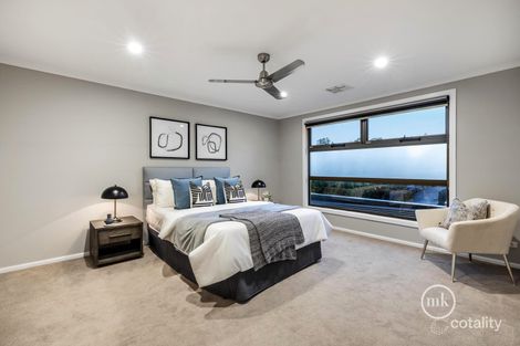 Property photo of 9A Doon Court Briar Hill VIC 3088