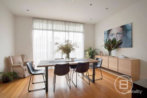 Property photo of 64 Ashworth Street Albert Park VIC 3206