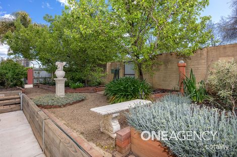 Property photo of 21 Plumpton Road Kooringal NSW 2650