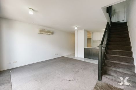 Property photo of 24/1-9 Villiers Street North Melbourne VIC 3051