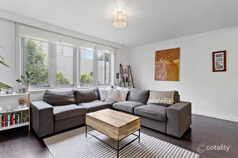 Property photo of 10/2A Robe Street St Kilda VIC 3182