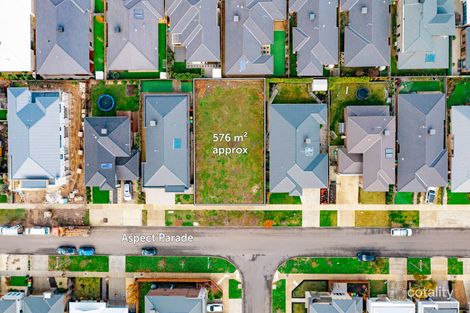 25 Aspect Pde, Alfredton, VIC 3350