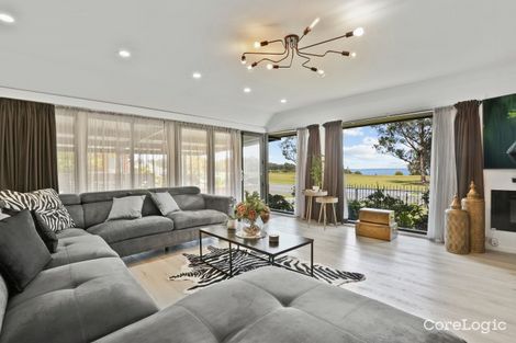 Property photo of 54 Lakeside Drive Kanahooka NSW 2530