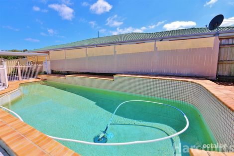 8 Jefferies Pl, Sandstone Point, QLD 4511