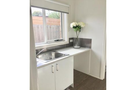 Property photo of 15B Barringun Crescent Clayton South VIC 3169