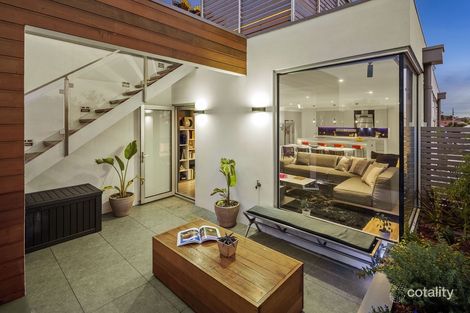Property photo of 38 Lily Street Seddon VIC 3011