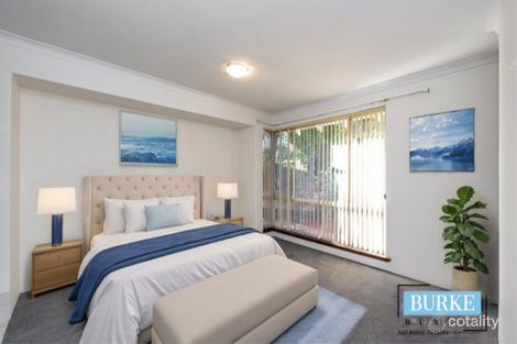 Property photo of 1 Sandstone Place Marmion WA 6020