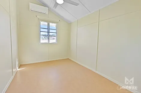 Property photo of 8 Arthur Street Bowen QLD 4805