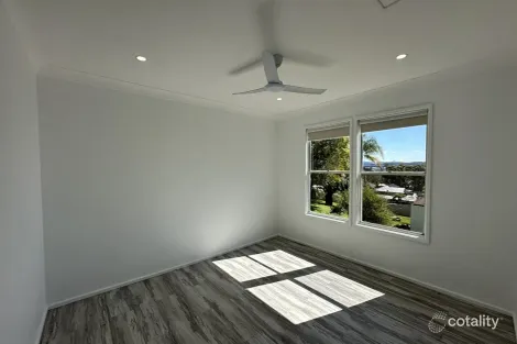 Property photo of 10 Beach Road Balcolyn NSW 2264