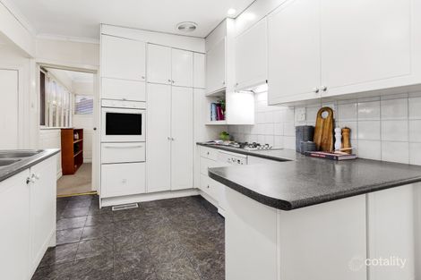 Property photo of 3 Lyell Parade Greensborough VIC 3088