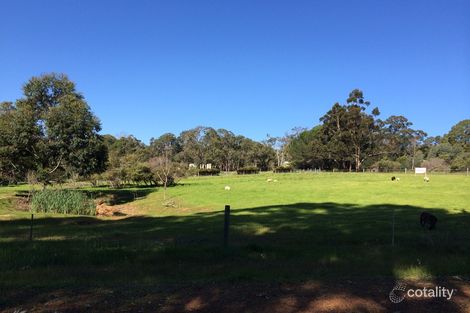 74 Waterford Dr, Gidgegannup, WA 6083