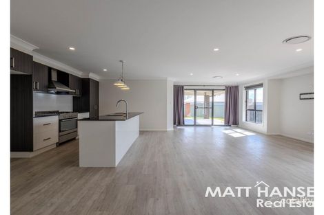 Property photo of 21 Peel Place Dubbo NSW 2830