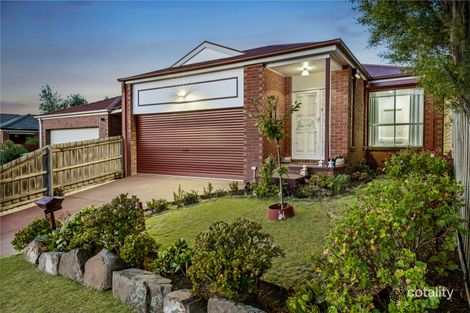 Property photo of 30 Hancock Drive Berwick VIC 3806