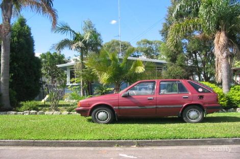17 Cassia Cres, Gateshead, NSW 2290