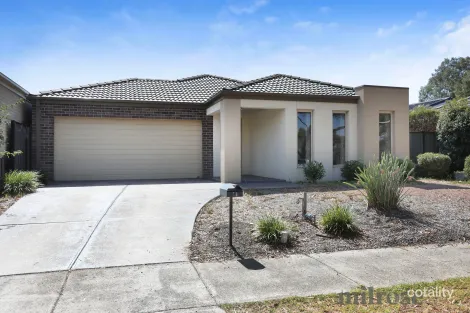Property photo of 45 Camelot Drive Tarneit VIC 3029