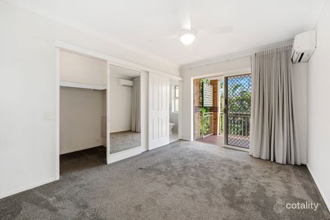 Property photo of 4/9 Macaulay Street Coorparoo QLD 4151